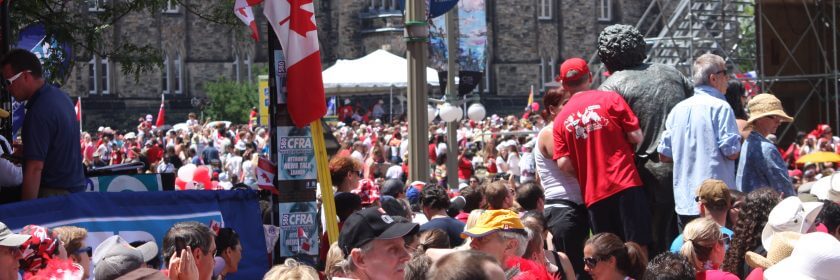 Ottawa signs help local businesses stand out for tourists and visitors in the city during Canada 150 celebrations.